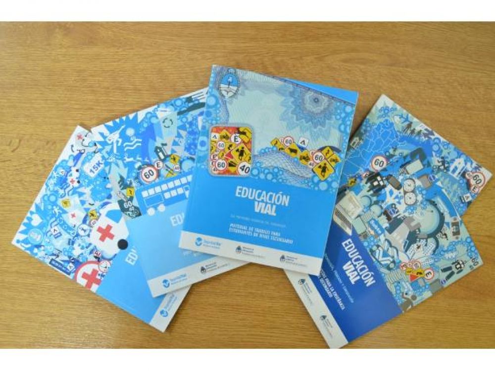Se distribuir�n m�s de 6.000 libros sobre educaci�n vial en las escuelas
