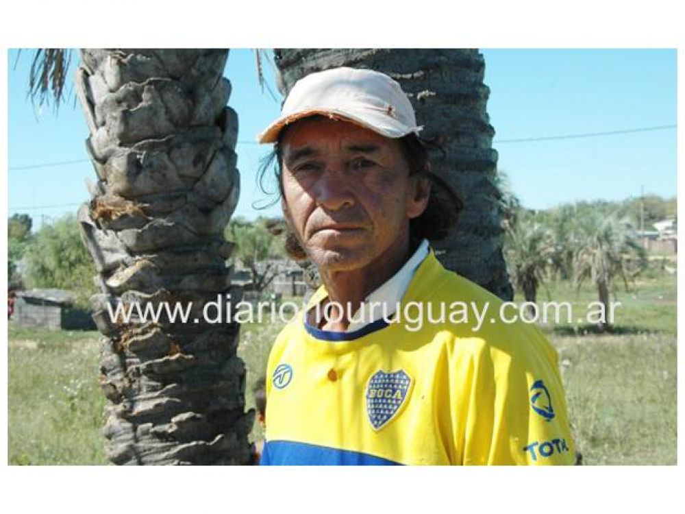 Un hombre que dice haber combatido en Malvinas vive a la intemperie en Concordia