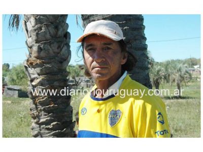 Un hombre que dice haber combatido en Malvinas vive a la intemperie en Concordia