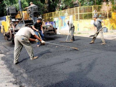 Intensifican los trabajos de repavimentaci�n