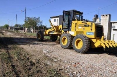 Ca�uelas: Sigue en marcha el plan integral de zanjeo y cruces de calles