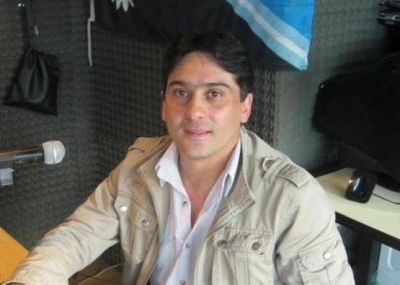 Jorge Ver�n: �la soluci�n no es arrimarse a Peralta para la foto, porque esa es la fuente del problema�