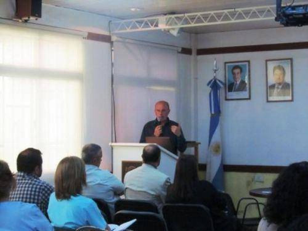 Buscan una mayor conectividad entre el Hospital Garrahan y hospitales de la Provincia