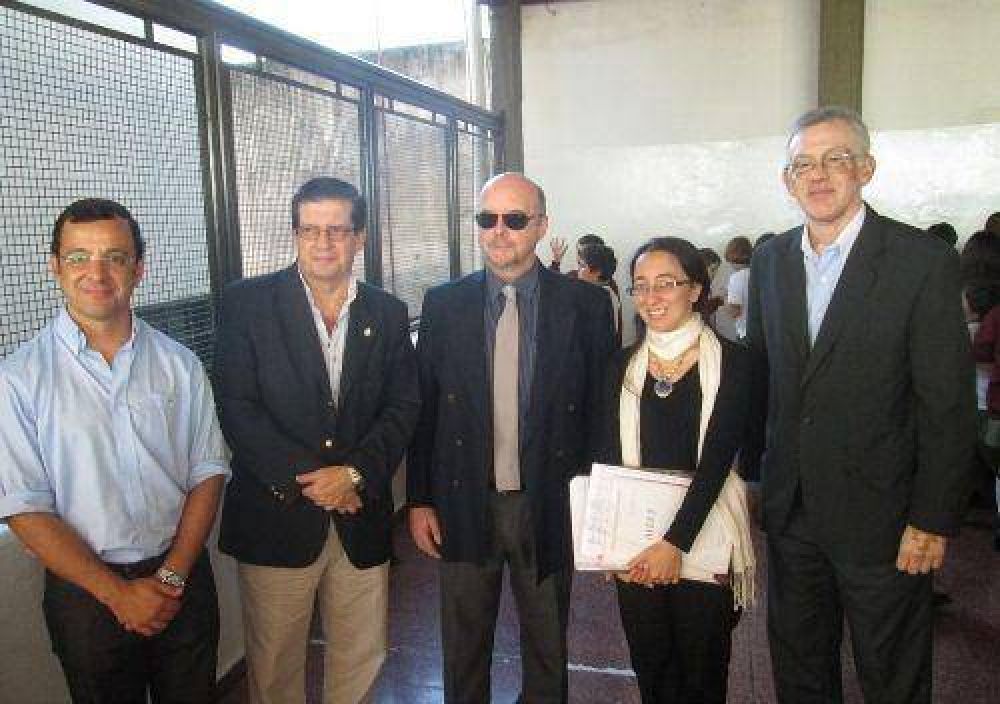El Vicegobernador acompa�� la presentaci�n de la Orquesta Sinf�nica en el Colegio Yapey�