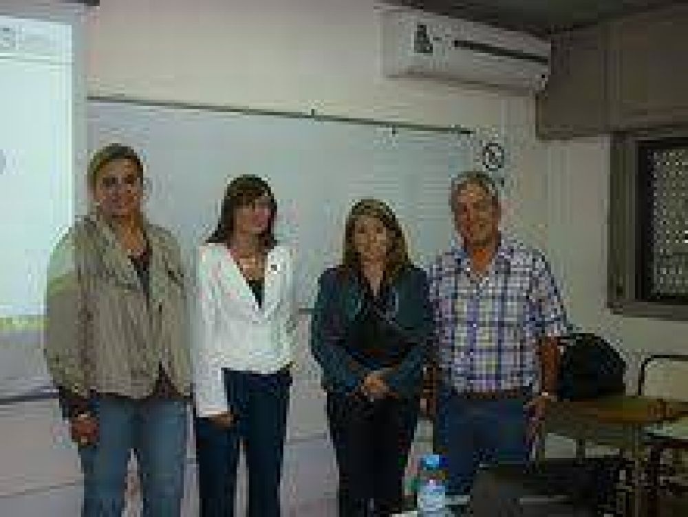 Se dict� un curso sobre producciones hort�colas