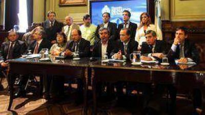 La oposici�n no particip� del debate por la reforma judicial