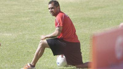 Ib��ez intenta mantenerse aislado de los problemas