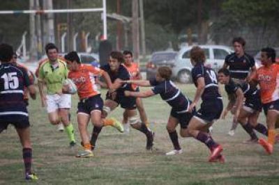 Los "naranjitas" M17 le ganaron bien a las "aguilitas" y enfrentar�n a Rosario en la final