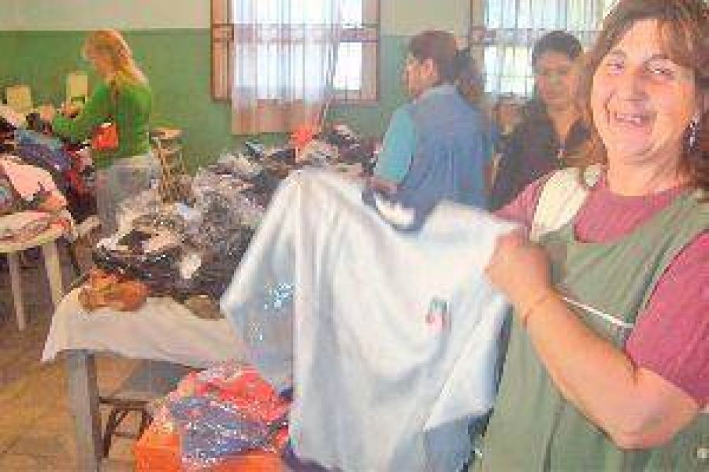 El Centro de Comercio exigi� al intendente una soluci�n definitiva a la venta informal en La Banda