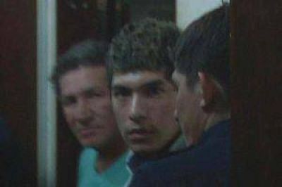Habla el novio de la joven que abandon� a su beb�: "No ten�a vuelta, le dije que se entregara"