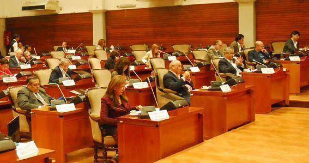 Diputados se ponen manos a la obra