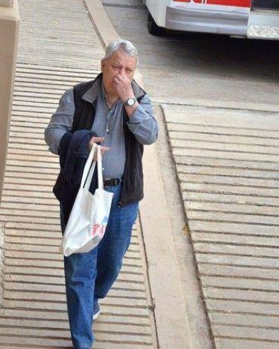 Tiene 90 a�os, estuvo en La Perla, y no le pagan el subsidio porque no sabe leer ni escribir