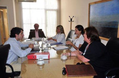 Jury a Salinas: Men�ndez dijo que la unificaci�n la decide el nuevo jurado