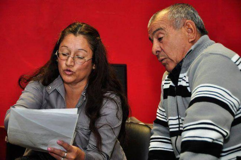 Una familia de Victorica denuncia que la quieren desalojar