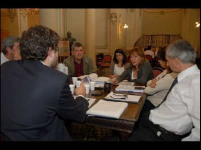 El BID inici� un diagn�stico de Paran� para otorgar financiamiento