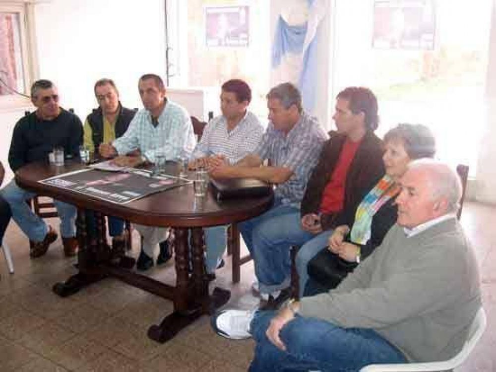 Los "sciolistas de la Macaya" se unen al PJ local 