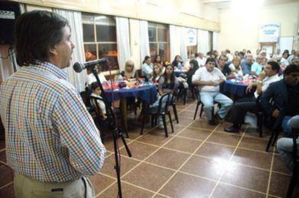 El Justicialismo de Tandil vislumbra la candidatura de Auza con se�ales de unidad