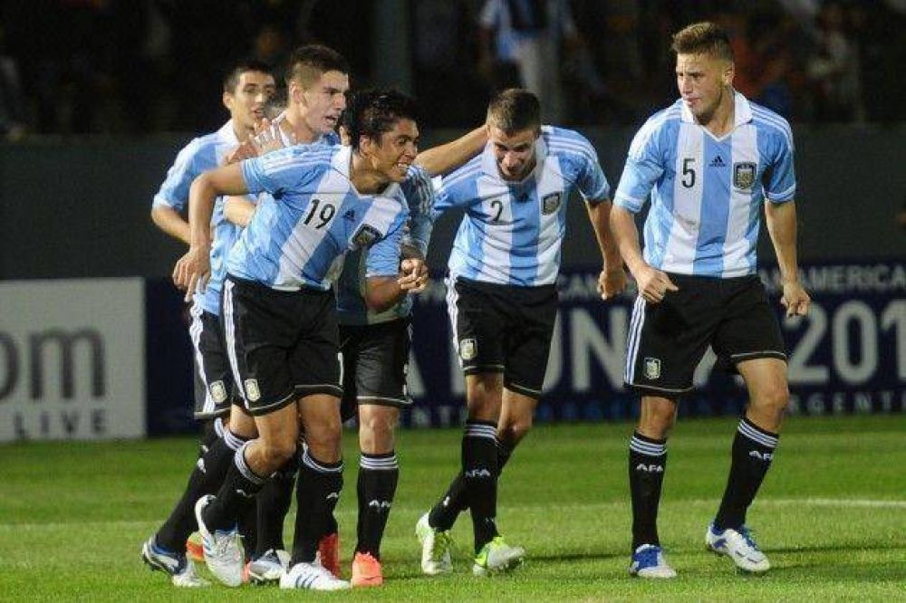 Argentina logr� un gran triunfo ante Colombia y clasific� al hexagonal final