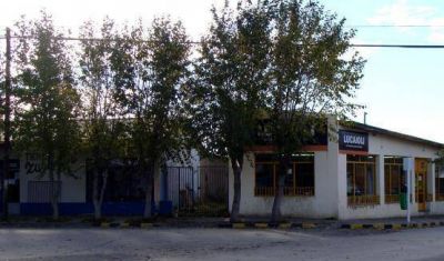 Delincuentes rompieron techos y robaron dos comercios c�ntricos
