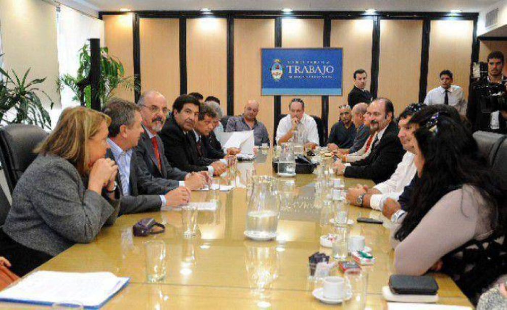 Se llev� adelante la segunda reuni�n Interministerial para impulsar la actividad pesquera