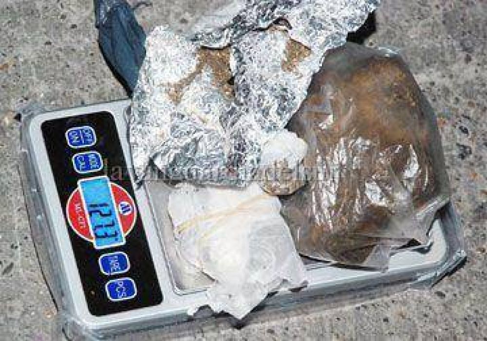 Lo detienen realizando �delivery� de marihuana