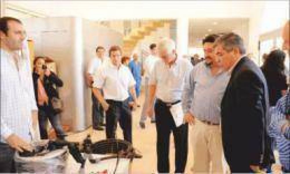 Closs consider� estrat�gico profundizar la producci�n de alimentos en Misiones
