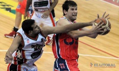 San Mart�n venci� a Monte Hermoso y avanz� a las semifinales del TNA