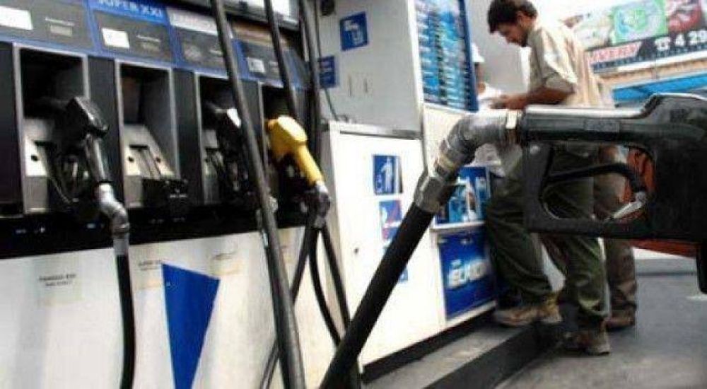 Capitanich respalda la medida de tope de precios en los combustibles