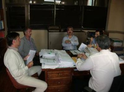 Avances en proyecto de subasta de veh�culos secuestrados
