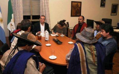 El gobierno crear� una Unidad Ejecutora Provincial que genere condiciones de consenso para la titularizaci�n de tierras en la Reserva Grande