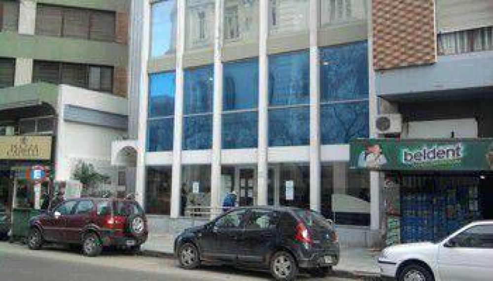Se mantiene el conflicto con los due�os del edificio de Moreno 9