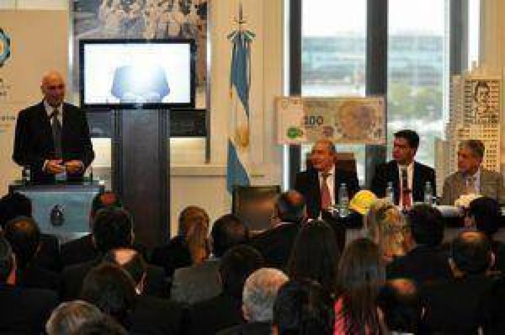 Intendentes destacaron la importancia del plan nacional "M�s Cerca"