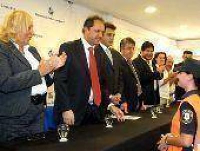 Scioli: "Ninguna ley por s� sola resuelve el problema pero es impostergable que se trate el C�digo Penal Juvenil"