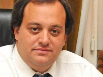Piden la renuncia de Ferr� porque demostr� que "no puede estar al frente del Ministerio"