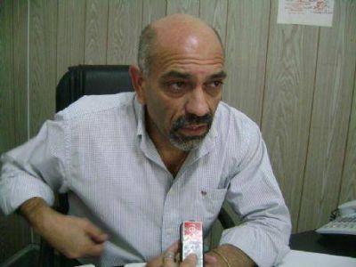 Rub�n Fern�ndez: �El intendente dispuso eximir de la tasa de servicios generales urbanos a damnificados de Berisso�