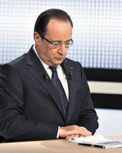 Acorralado, Hollande anuncia medidas