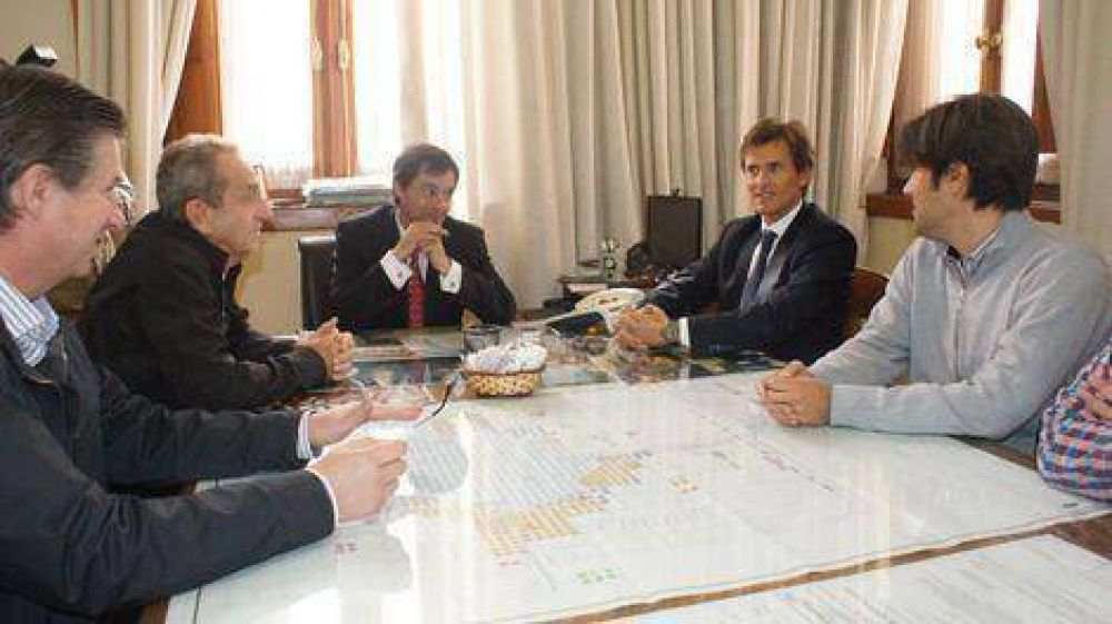 Llamar�n a licitaci�n para la construcci�n de la segunda nave de la empresa Paquet� 
