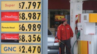 Precios tope debutaron con aumento en el surtidor