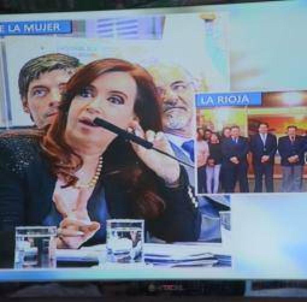 CFK y Beder cruzaron elogios y ratificaron su alianza pol�tica