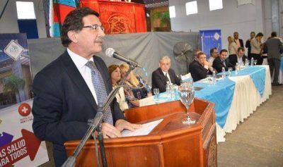 Sileoni: �Es un honor estar en esta provincia para compartir la construcci�n de la patria�