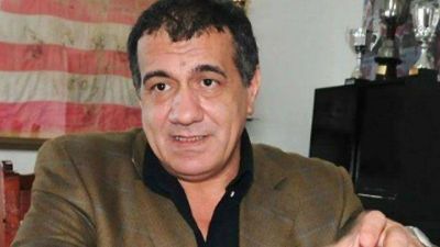 C�ceres analiz� las deserciones del bustismo y el efecto retorno al PJ	 