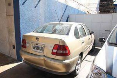 En la Terminal hallan auto robado en Mendoza