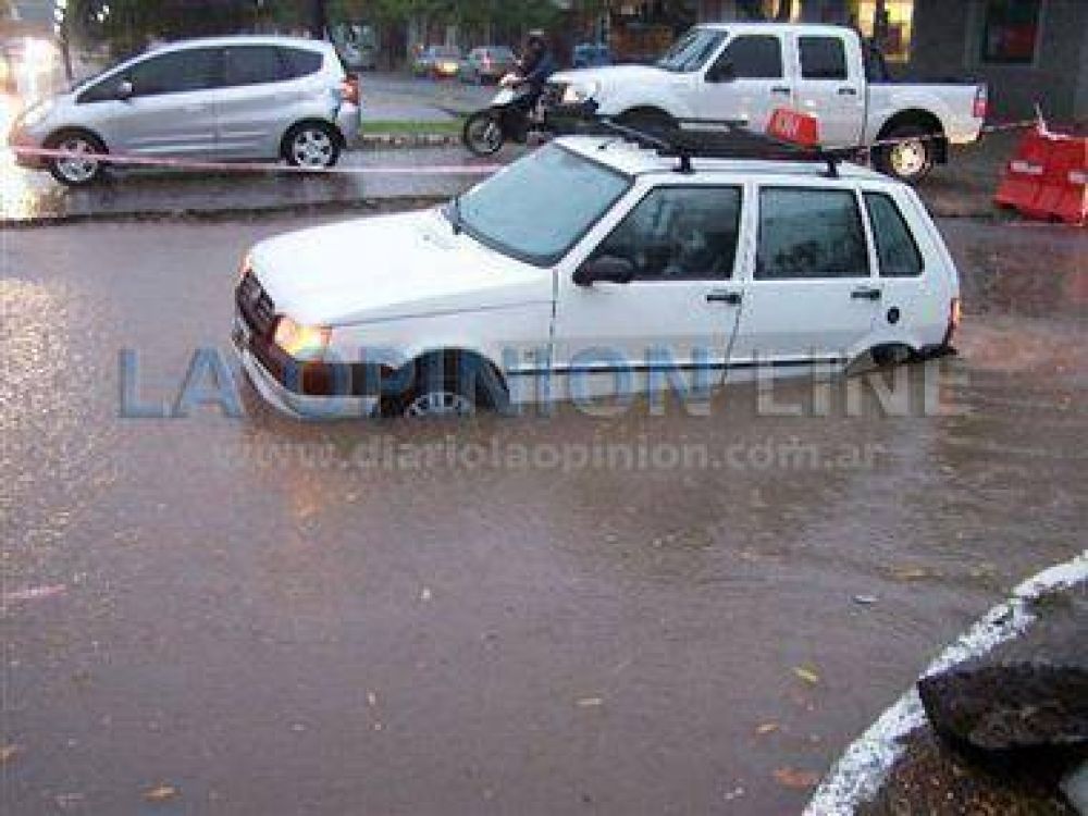 Unos cien mil�metros y eficiente acci�n de desag�es