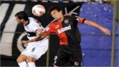 Newell�s perdi� con Olimpia pero igual se clasific� a los octavos