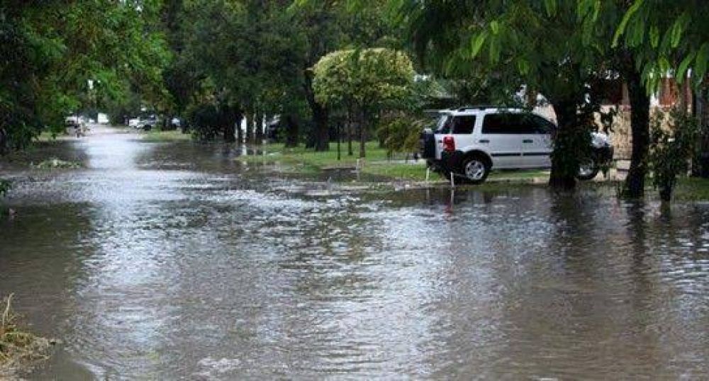 Hay 90 evacuados en Villa Ocampo