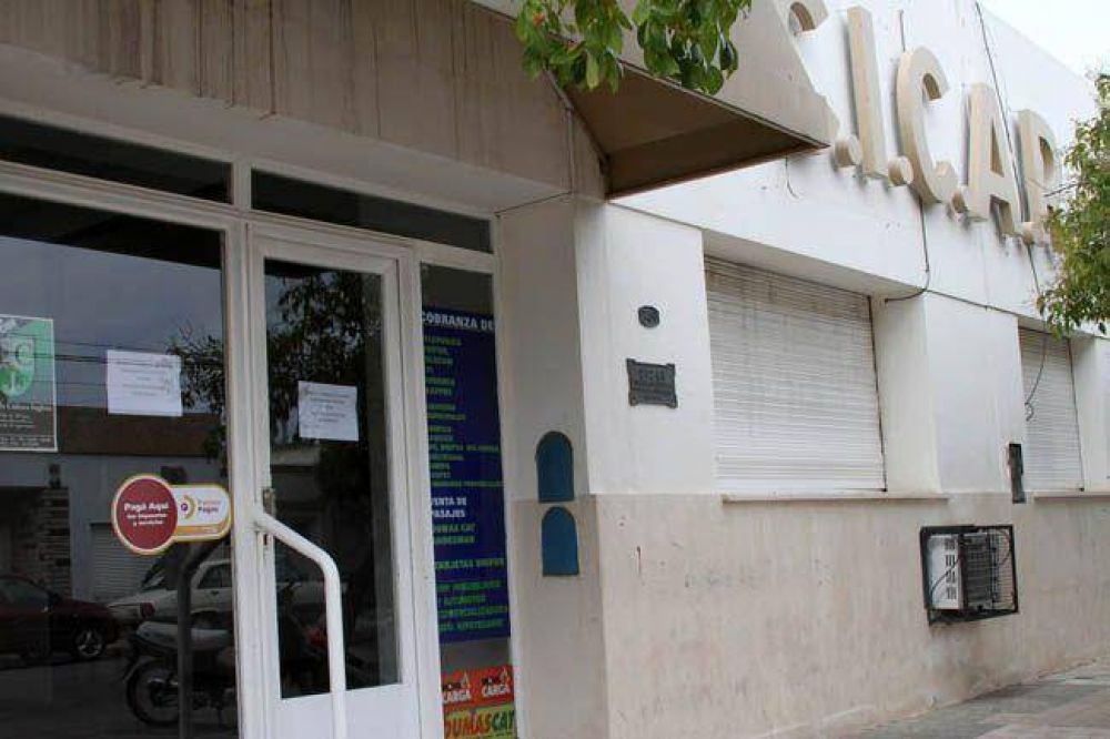 En una tensa asamblea, asociados de CICAR aprobaron la venta de la sede