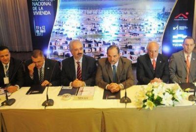 Alperovich: "Tucum�n vuelve a ser el eje del Norte Argentino"