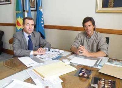 El director regional de IOMA se reuni� con Franetovich  