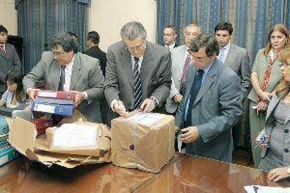 Realizan apertura de sobres para obra de terminal de Fr�as