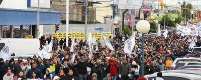 La UOM volvi� a mostrar su poder de convocatoria con un paro y movilizaci�n